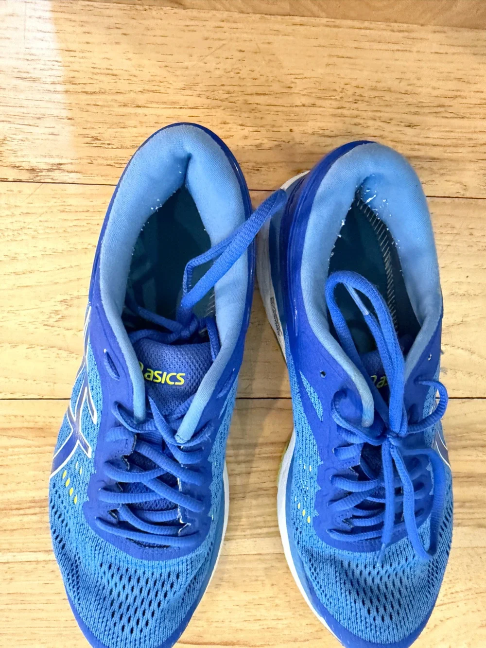 ASICS size 9 - Picture 5 of 7